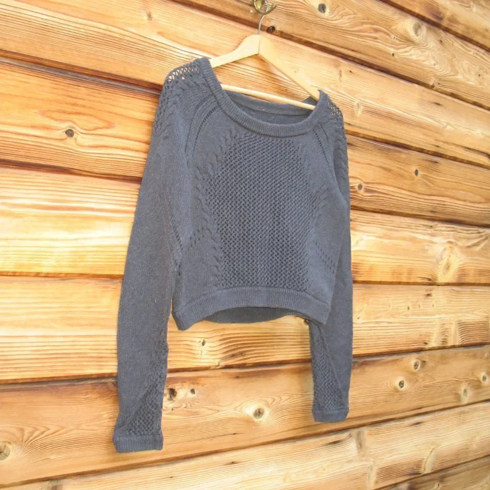Lululemon Be Present Pullover Top Sweater Heathered Black 4 - Picture 4 of 8